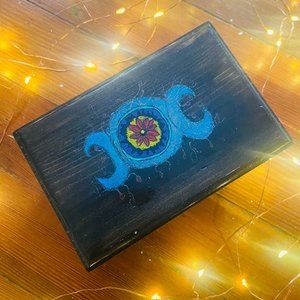 Triple Moon Pixi Box
